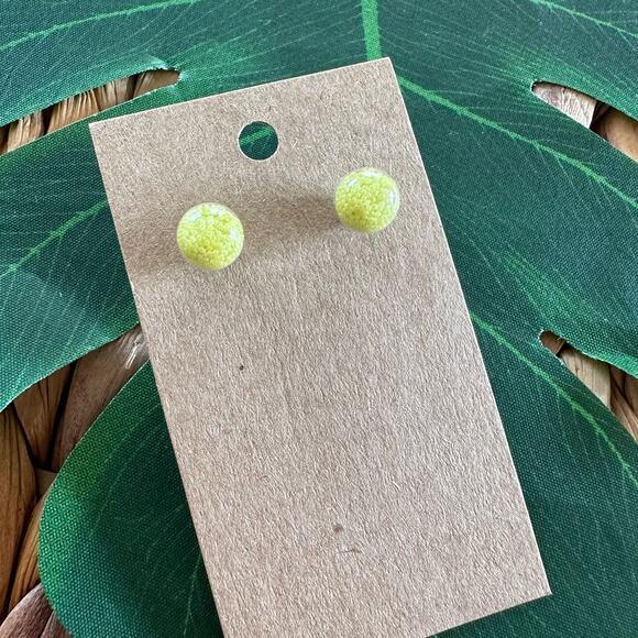 BOGO FREE CONFETTI YELLOW BEADS STUD EARRINGS - Picture 3 of 5